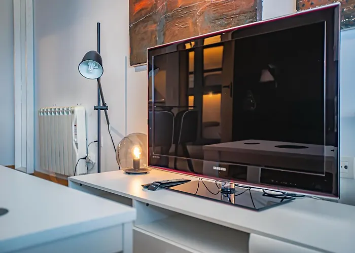 Апартаменты Holidays, Edificio Serraneu, 4 Personas Y Parking *