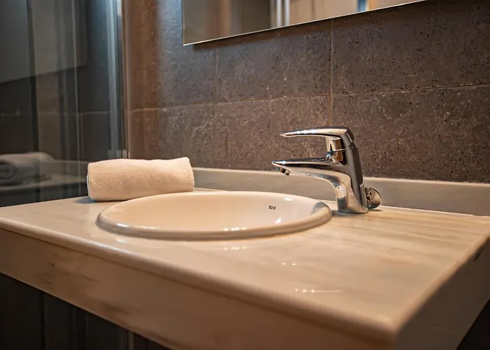 Διαμέρισμα Holidays, Edificio Serraneu, 4 Personas Y Parking *