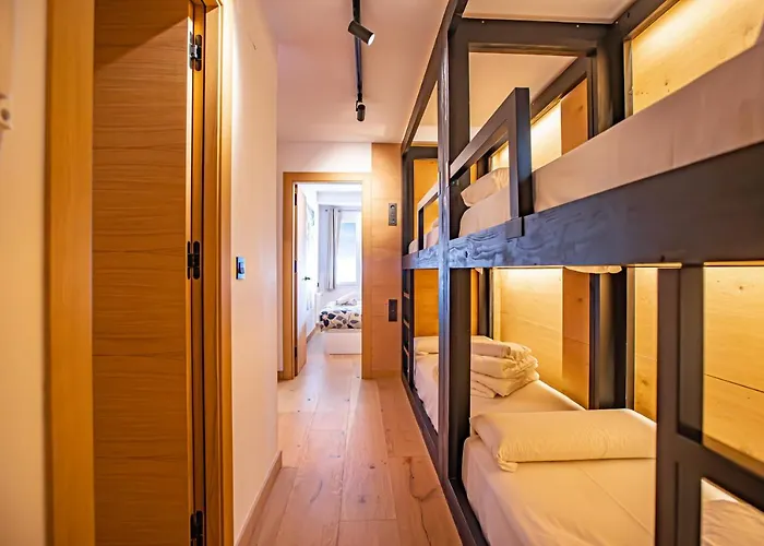 Holidays, Edificio Serraneu, 4 Personas Y Parking * Sierra Nevada