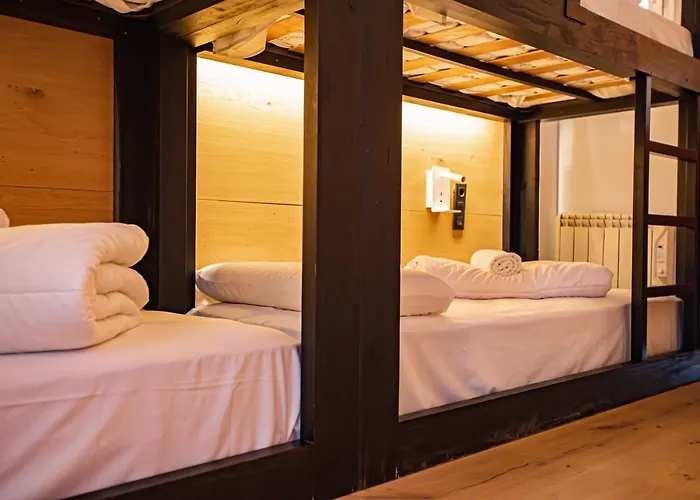 Holidays, Edificio Serraneu, 4 Personas Y Parking *