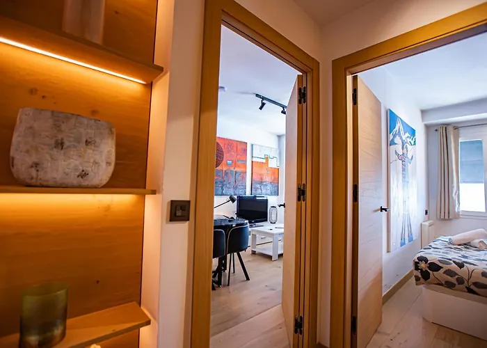 Holidays, Edificio Serraneu, 4 Personas Y Parking * Sierra Nevada